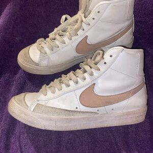 Nike White and Pink Sneakers